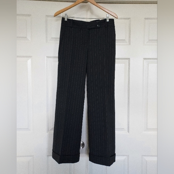 EUC Ann Taylor fine Italian wool blend pinstripe suit - Picture 5 of 15